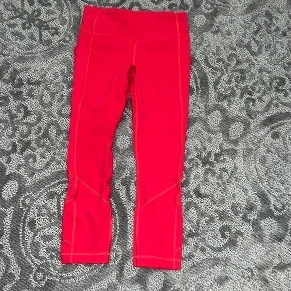 •Lululemon Pace Rival Crop 22” Toronto 10k• - Picture 3 of 10